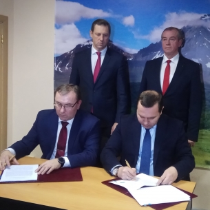 Минприроды Прибайкалья и «Иркутскгеофизика» подписали договор по ликвидации отходов БЦБК