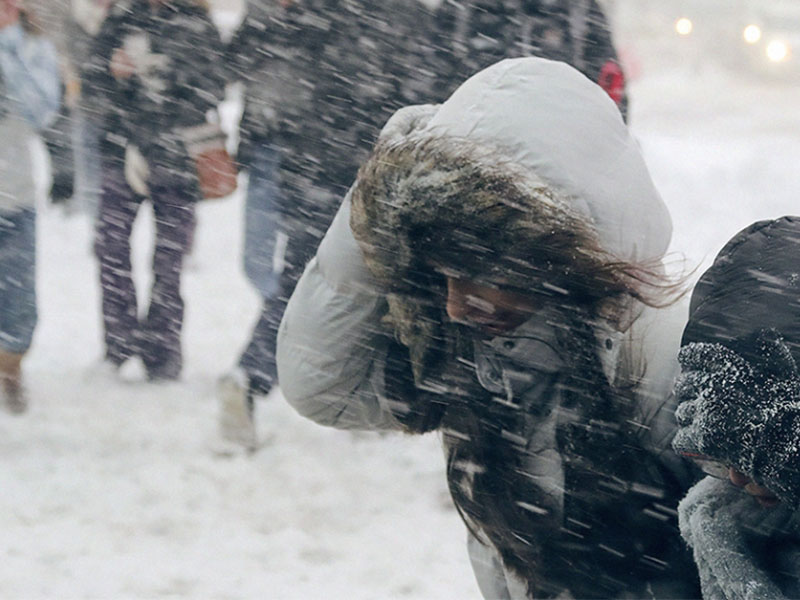 Сильный ветер и снегопады ожидаются в Приангарье 6 декабря