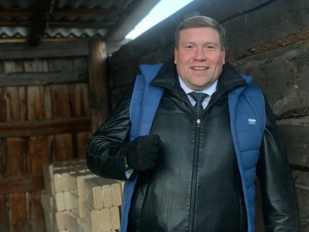 Семьи мобилизованных из Иркутского района получат бесплатно топливные брикеты на всю зиму