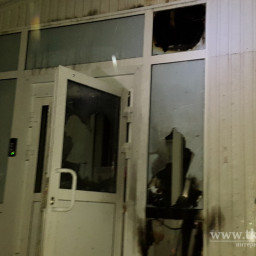 Возгорание в частном медицинском центре тушили братские пожарные