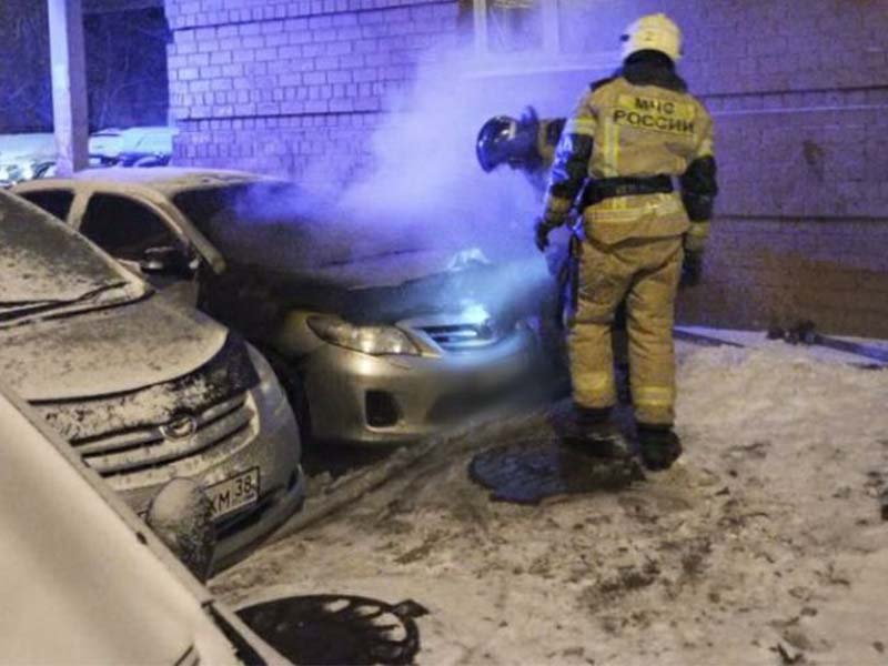 Подозреваемого в поджоге автомобиля задержали в Иркутске