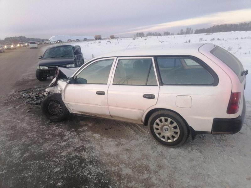 Три человека пострадали в аварии на подъезде к Усолью-Сибирскому