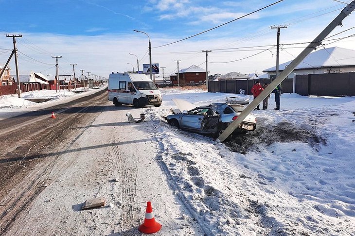 В Грановщине водитель Subaru Impreza врезался в столб и погиб