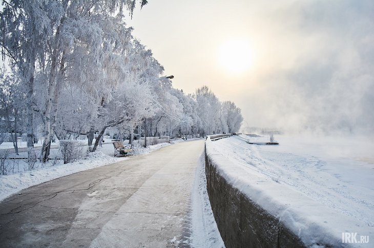 Аварийные службы Иркутска перевели в режим повышенной готовности из-за морозов