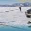 Автомобиль провалился под лед на Малом Море