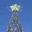 В Иркутске начали разбирать главную новогоднюю елку