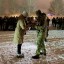 Прибывший из зоны СВО росгвардеец сделал предложение своей девушке на вокзале в Иркутске