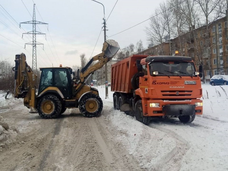 2500 тонн снега вывезли с парков, скверов и улиц Иркутска за сутки