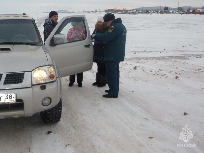 Еще 24 водителя оштрафовали в Приангарье за выезд на лед вне официальных переправ