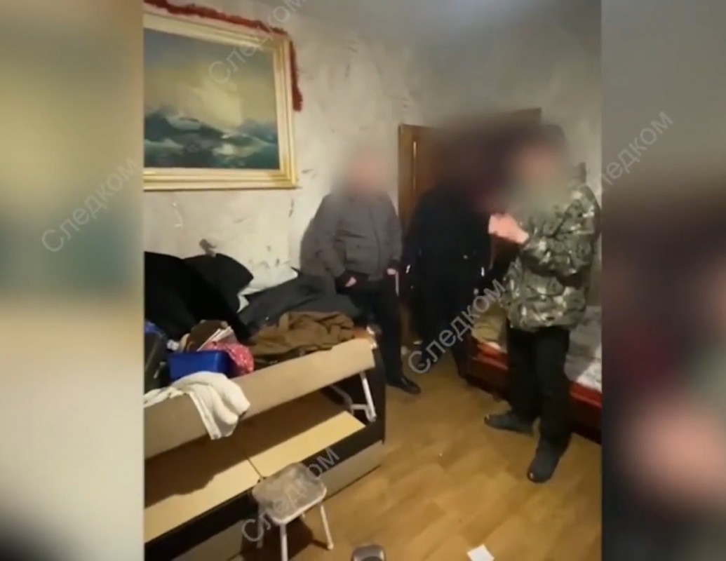 Уроженец Бурятии в Иркутске зарезал мужчину и его пожилую мать, а потом хранил их расчленённые тела в гараже