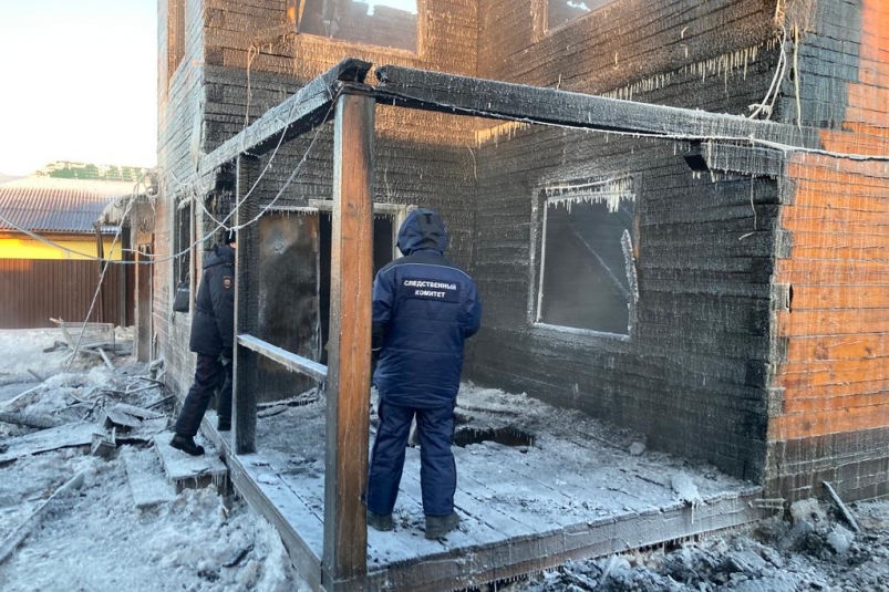 Следком опубликовал видео с места пожара под Иркутском, где погибли двое детей