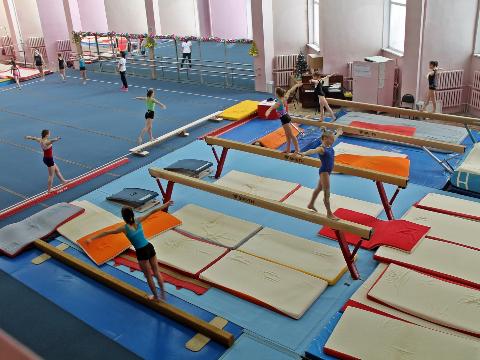 Спортивные учреждения Иркутска предоставляют бесплатные занятия для детей участников СВО