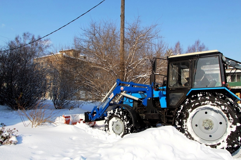 Более 5 тысяч тонн снега планируют вывезти с улиц Иркутска за выходные
