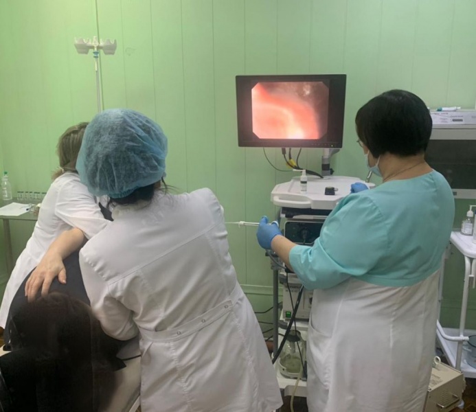 Операцию по удалению полипа желудка впервые провели в Киренской районной больнице