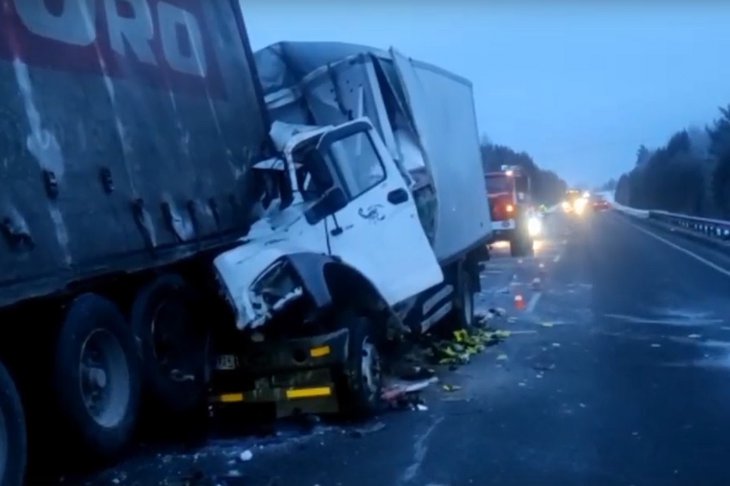 В Нижнеудинском районе пассажир ГАЗель Next погиб при столкновени с фурой Volvo