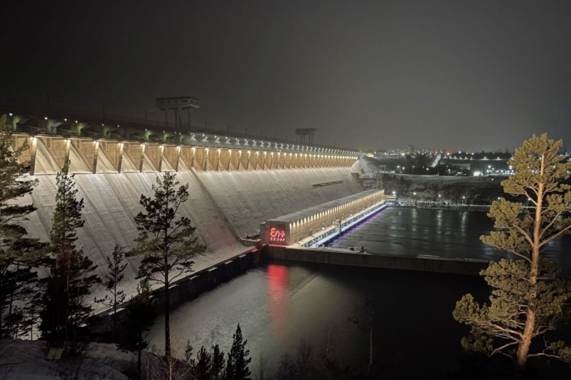 Режим работы подсветки изменится на Братской ГЭС компании Эн+