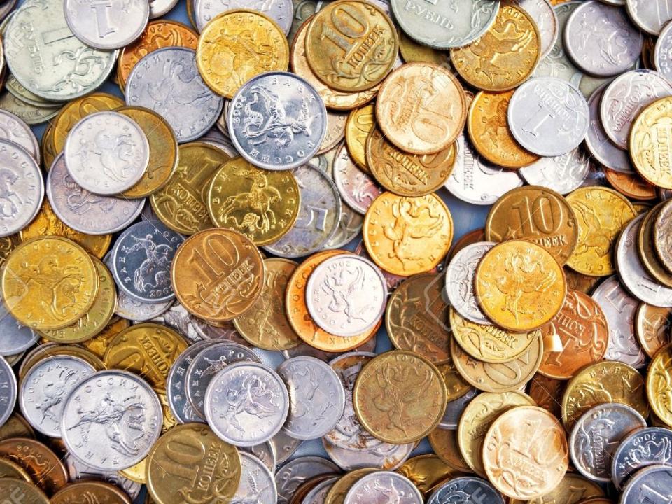 За день жители Иркутской области принесли в банки 7,7 тонн монет