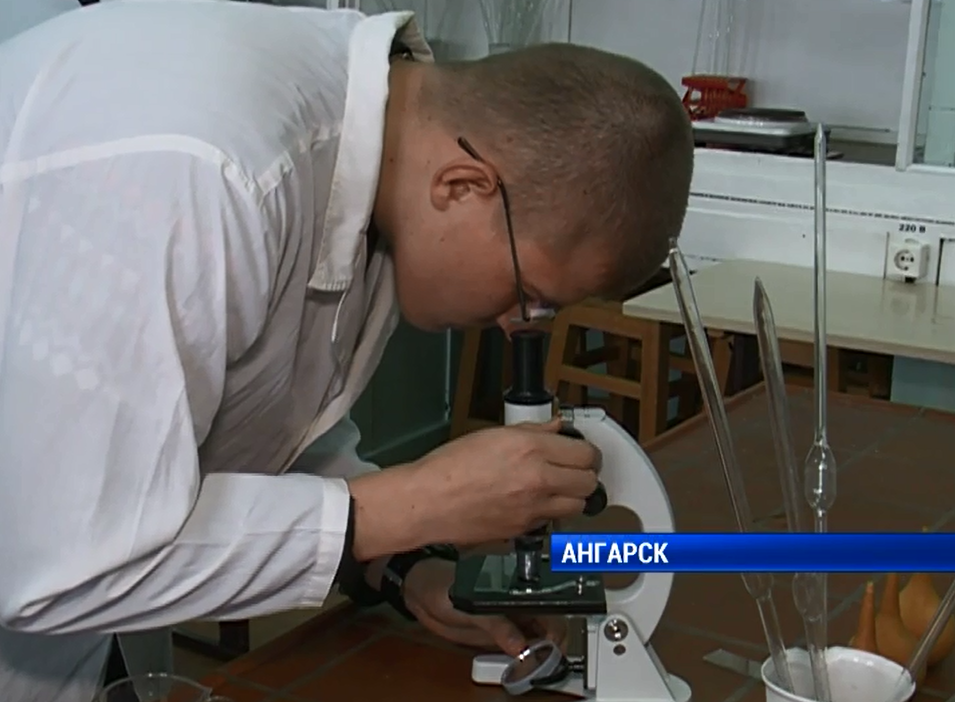 АНХК помогает Ангарскому политехническому техникуму в приобретении оборудования