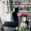 Задержанный полицейскими житель Свирска вынес телефон из магазина техники