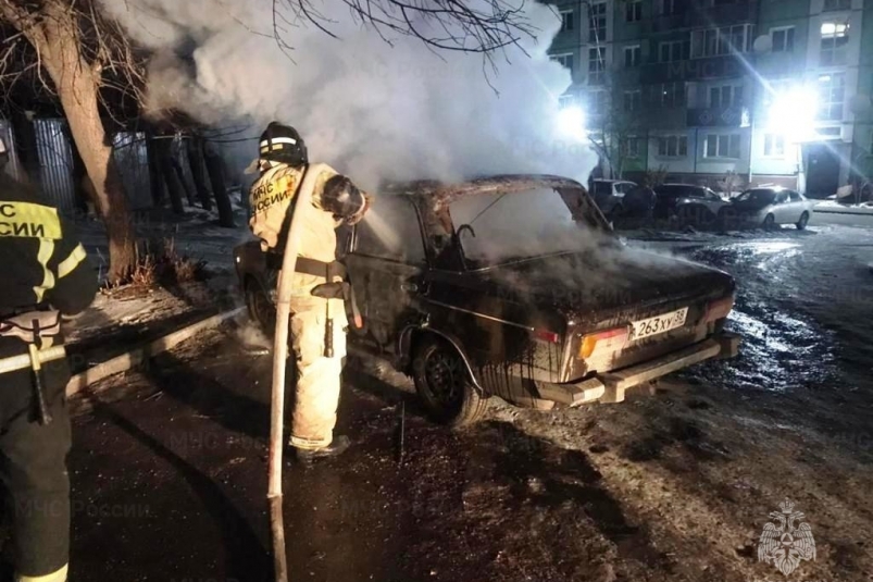63 возгорания автомобиля произошло из-за короткого замыкания в Приангарье с начала года