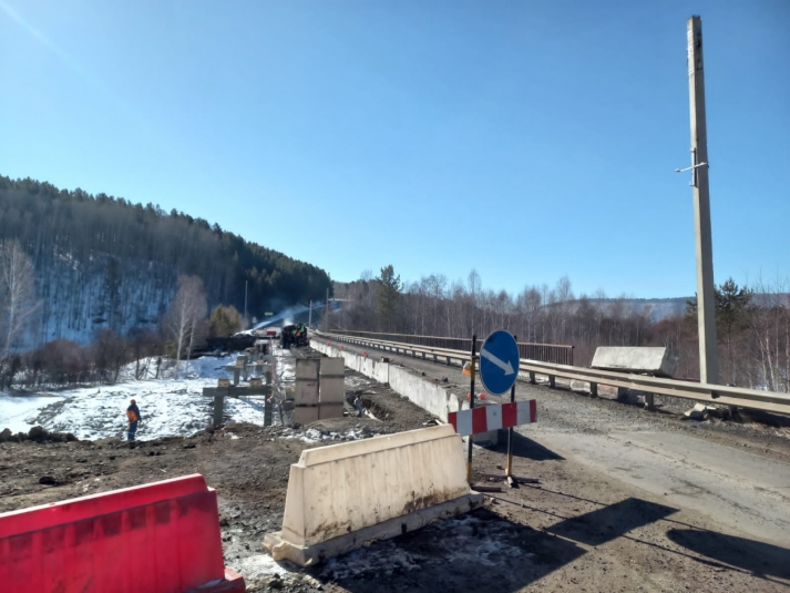 Ремонт мостов на Байкальском тракте планируется завершить к началу туристического сезона