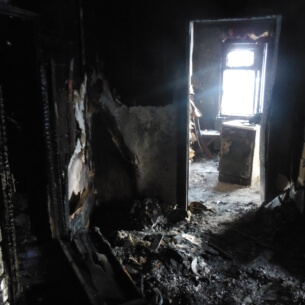 Пострадавшей от пожара семье в Иркутском районе нужна ваша помощь