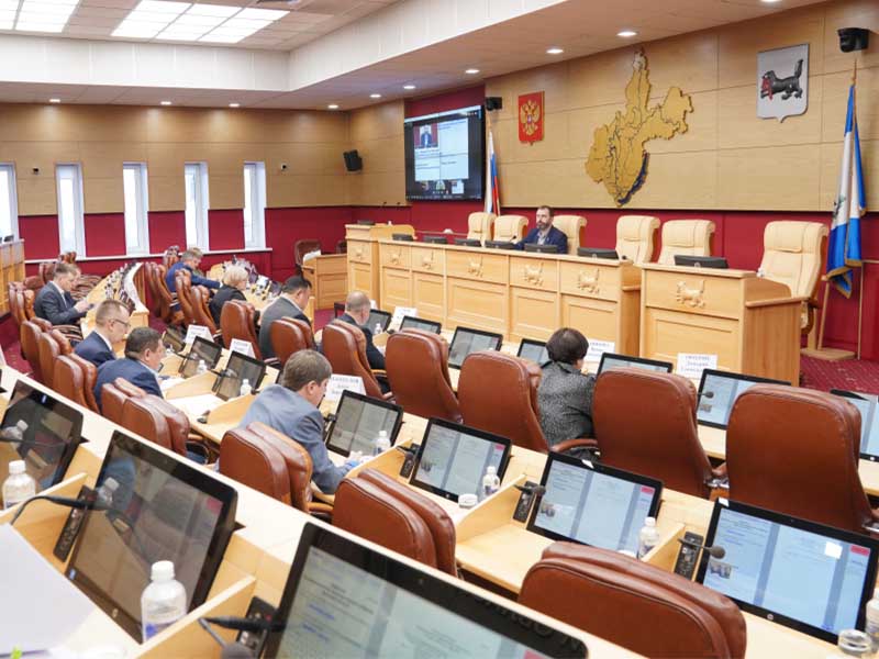 Утверждена предварительная повестка 65-й сессии областного парламента
