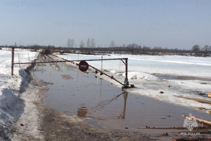 В Тайшетском и Усть-Удинском районах закрыли ледовые переправы
