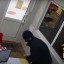 В Ангарске сотрудница офиса микрозаймов отдала грабителю билеты «банка приколов» вместо денег