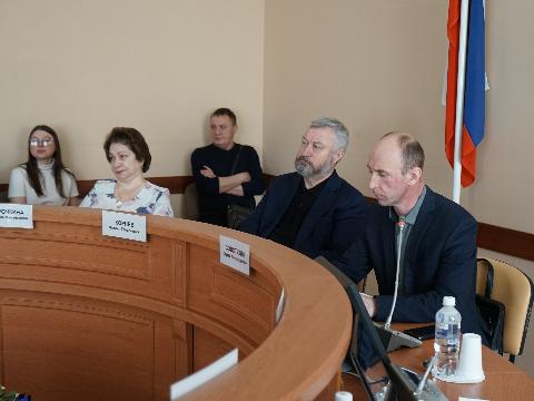 Ход строительства блока школы № 75 рассмотрела комиссия Думы Иркутска
