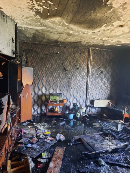 27 человек спасли огнеборцы на пожаре в Иркутске
