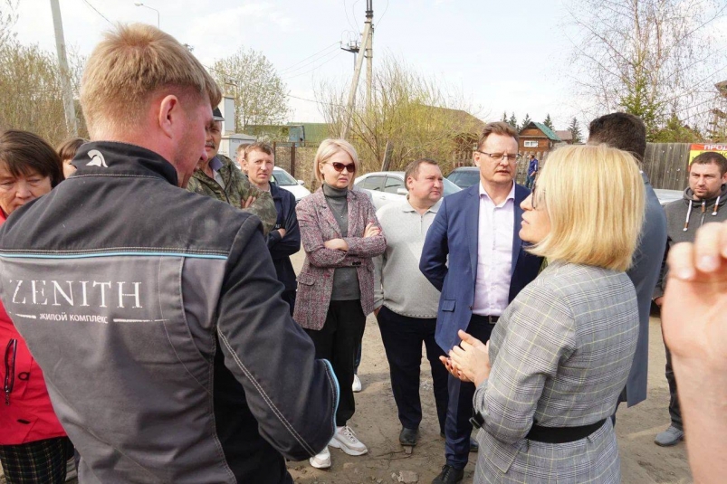 Депутат Думы Иркутска: Мэрия города заверила, что ремонт на улицы Олонской будет завершен