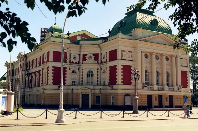 Иркутский драмтеатр приглашает на читку и обсуждение современных пьес