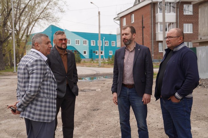 Депутаты Заксобрания Иркутской области проверили соцобъекты в Черемхово