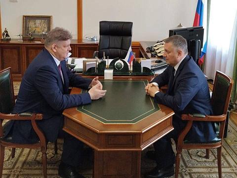 Глава Приангарья обсудил с полпредом президента РФ в СФО дела в регионе