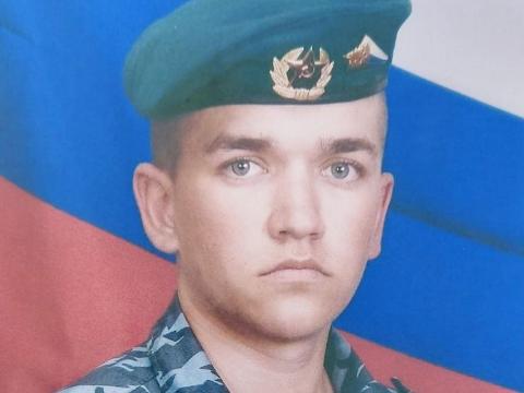 В Братске похоронили контрактника, который прошел всю Чечню и погиб на Украине