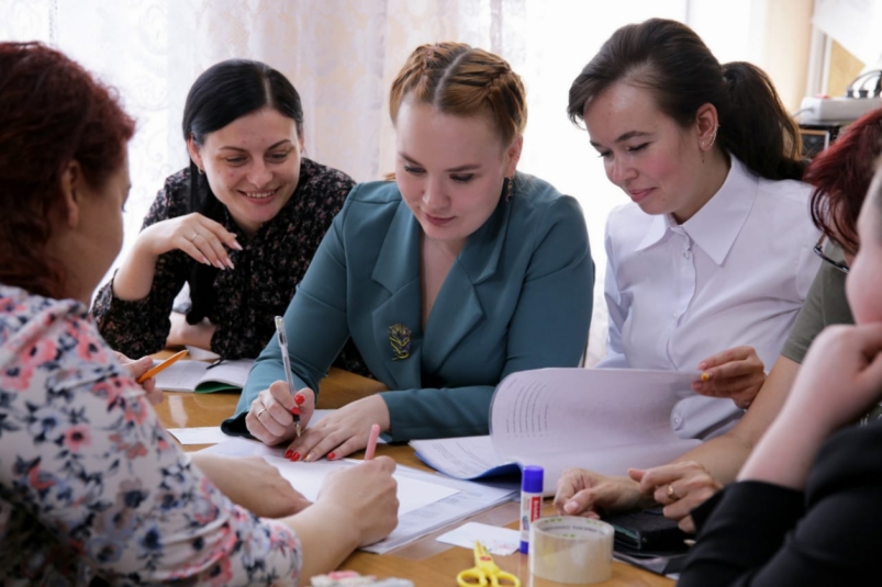 Лучших педагогов дополнительного образования отметят в Иркутской области