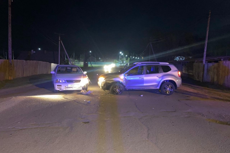 Пассажир легковушки погиб в столкновении с кроссовером в Усть-Ордынском в Приангарье