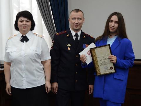 В Иркутске наградили победителей конкурсов антинаркотических рисунков