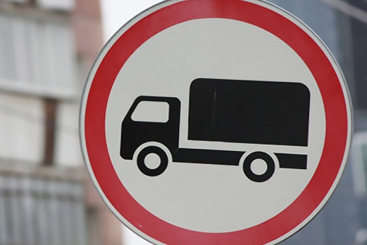 В Жигаловском районе ввели ограничение движения грузового транспорта