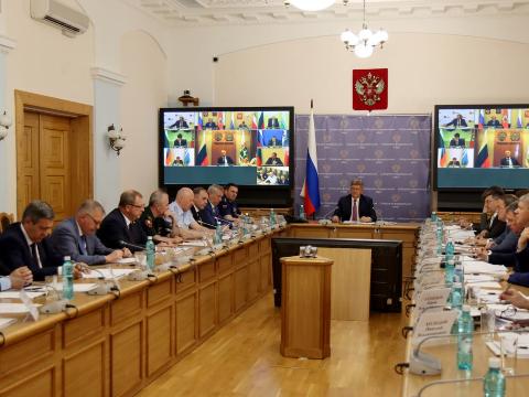 Полпред президента отметил позитивный опыт Иркутской области в расселении ветхого жилья