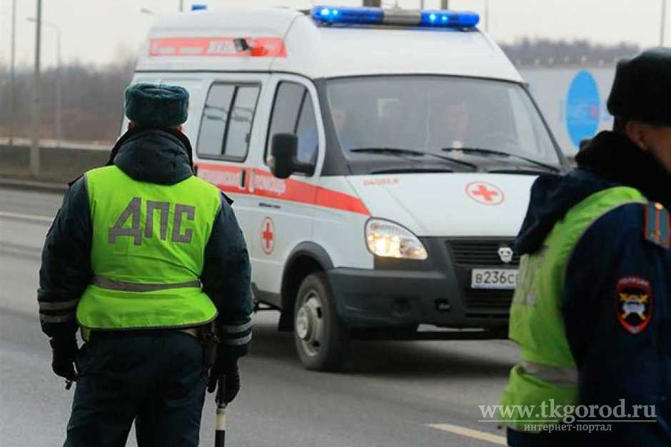 В Иркутске неопытный водитель насмерть задавил жену при парковке во дворе