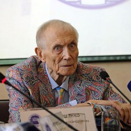 Поэт Евгений Евтушенко скончался на 85 году жизни