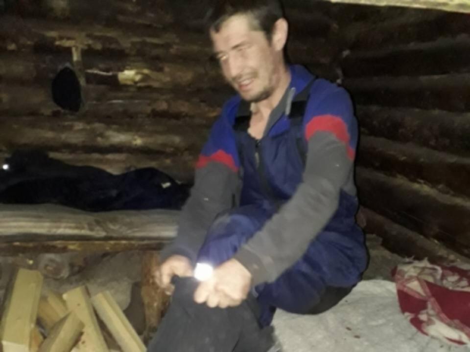 Из тайги в Усть-Илимском районе спасатели эвакуировали рыбака с обмороженными ногами