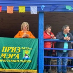 Депутат ЗС Галина Кудрявцева посетила конные соревнования в Черемушке