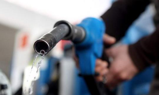 Конкуренты обвиняют «Иркутскнефтепродукт» в том, что компания не повышает цены на бензин