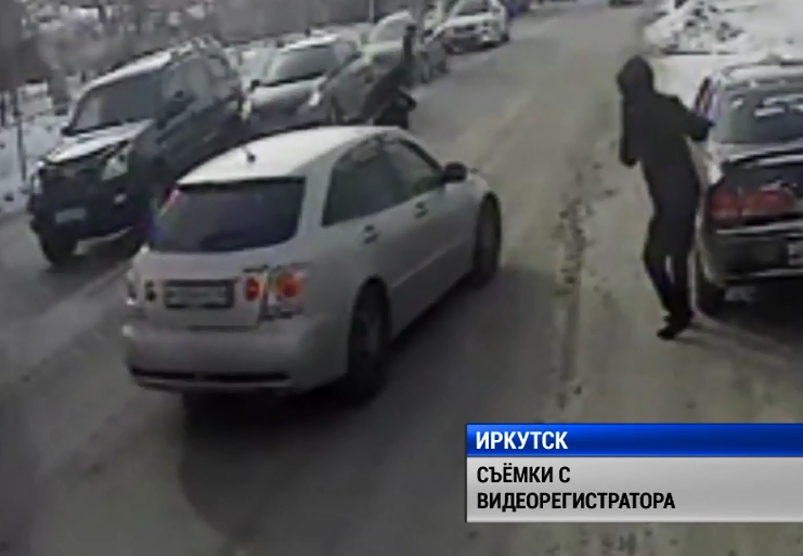 Дорожная авария произошла в Иркутске на улице Советская
