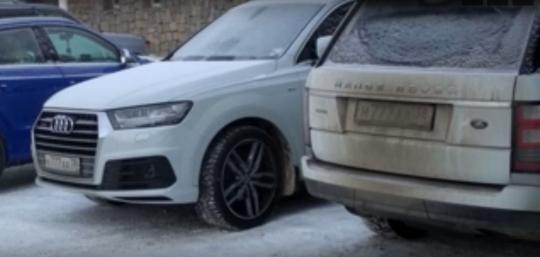 В Иркутске полиция по фотографии из соцсетей нашла и наказала водителя иномарки с поддельными номерами