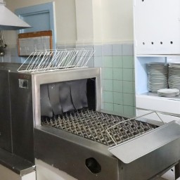 В 19 школах Братска установили новое оборудование пищеблоков