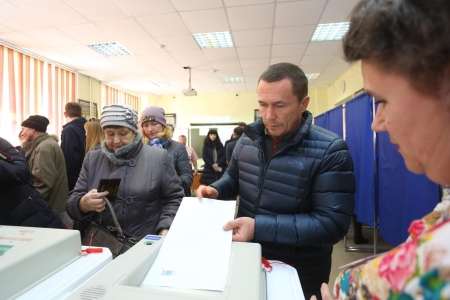 Дмитрий Бердников проголосовал на выборах Президента России